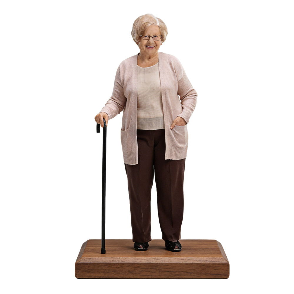 Personalized Highly Realistic Full-Color 3D Full-Body Mother Statue